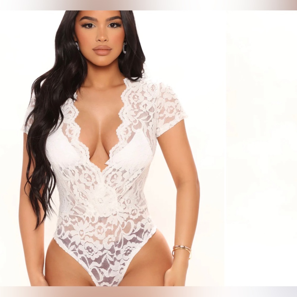 NWT Fashion Nova Sultry Bodysuit Size Sm
